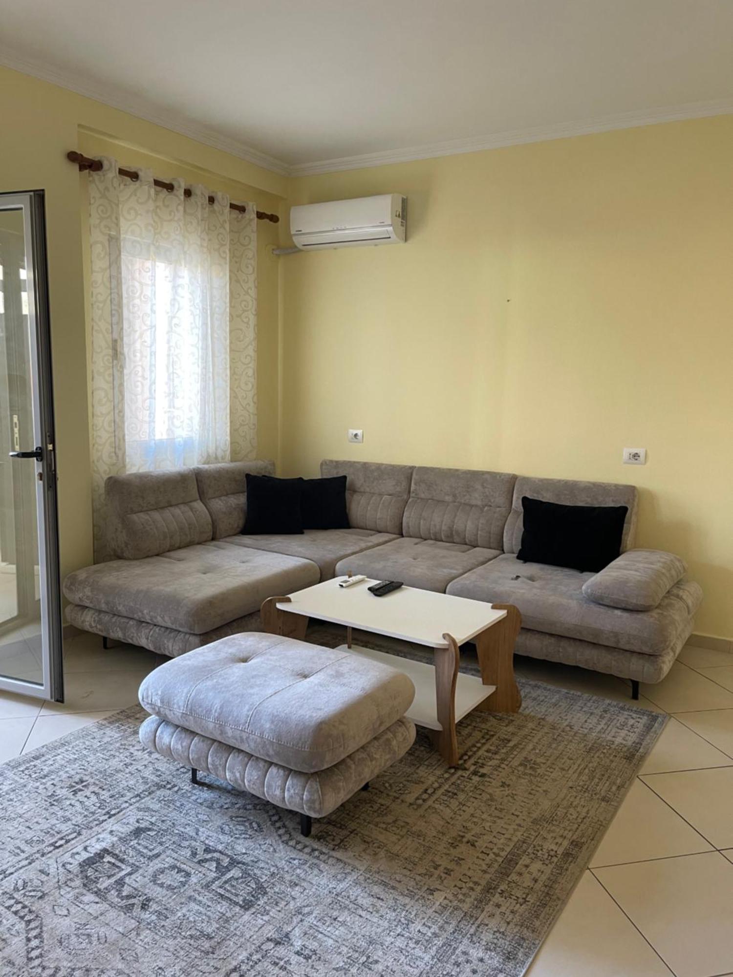 New Baazar Terrace Apartment Tirana
